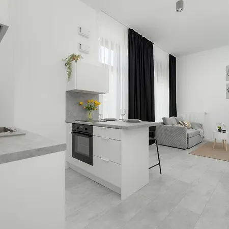 Beautiful In By Renters * シュチェチン