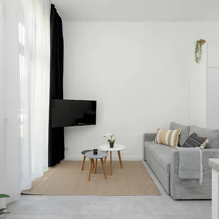 Beautiful In By Renters *